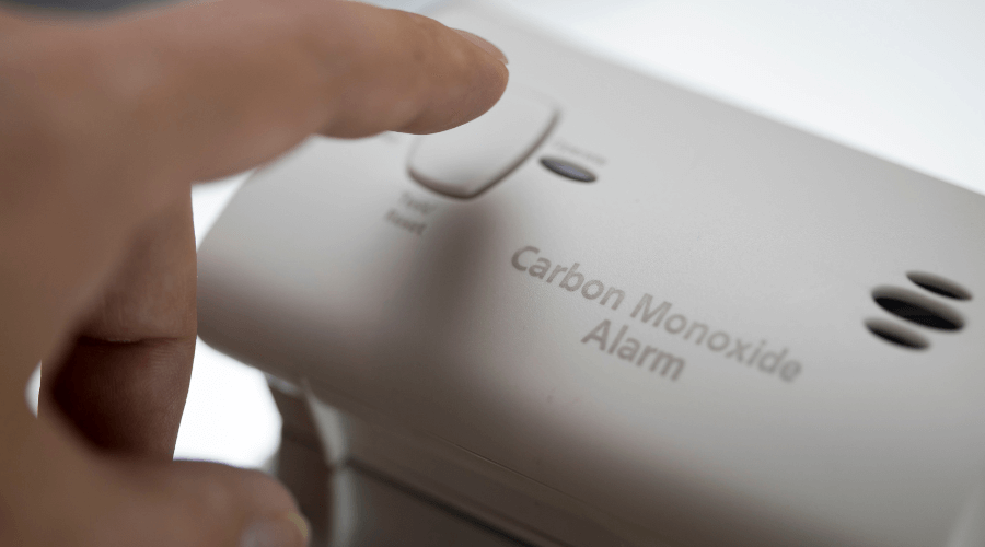 do smoke alarms detect carbon monoxide uk